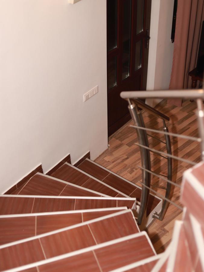 Pietrele Lui Solomon Hotel Brasov Exterior photo